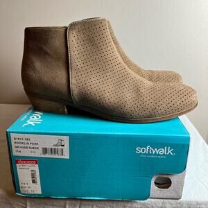Softwalk Rocklin Perfect Nude Suede Ankle‎ Boots Women’s Size 11